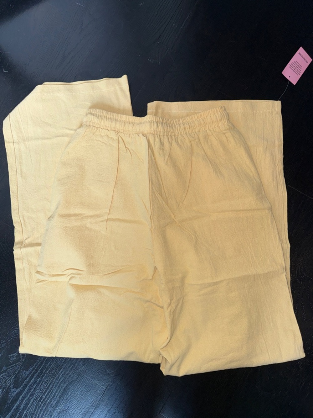 PrettyLittleThing Butter Yellow Tailored Linen Look Co-rd Set - Picture 5 of 9
